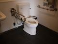 Toilet in carpark in front of Chion-in Sanmon Gate