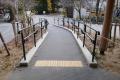 京都市動物園「ゴリラのおうち」のスロープ